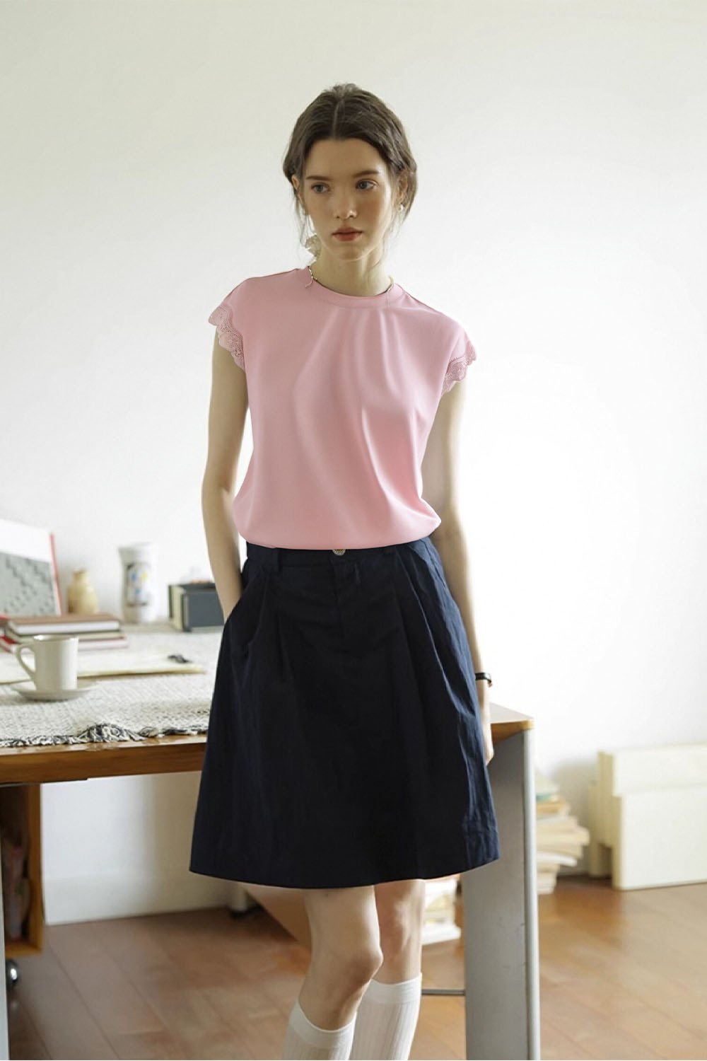 Lace Decoration Solid Color T-Shirt