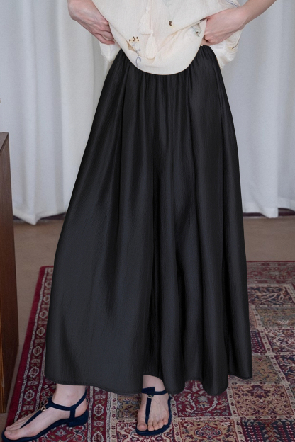Elegant Three-Layer Skirt