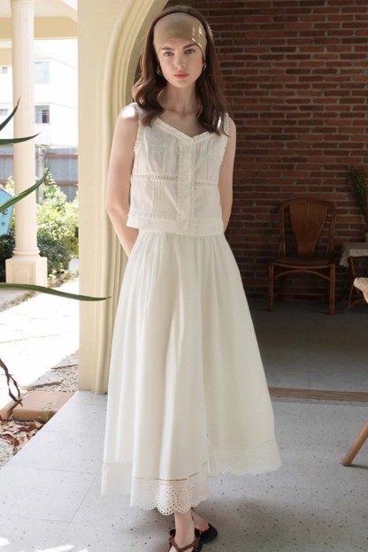Lace-Edged White Long Skirt