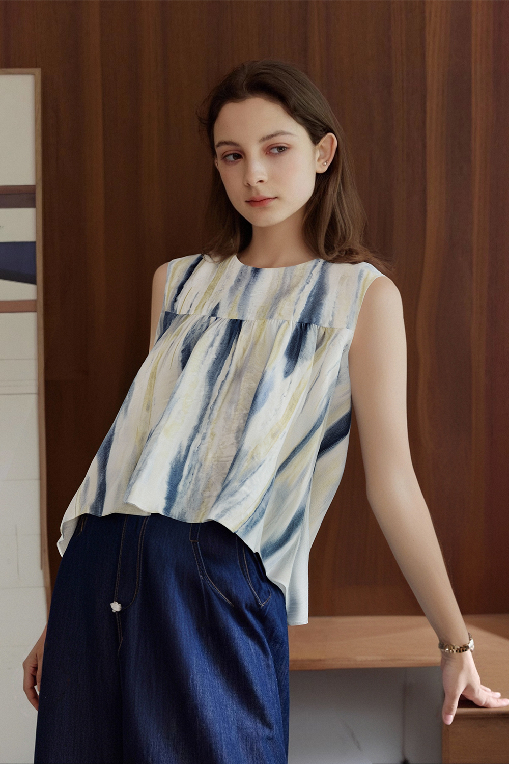 Stylish And Elegant Round Neck Shirt