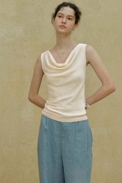 100% Lyocell Sleeveless Swing Collar Knitted Sweater