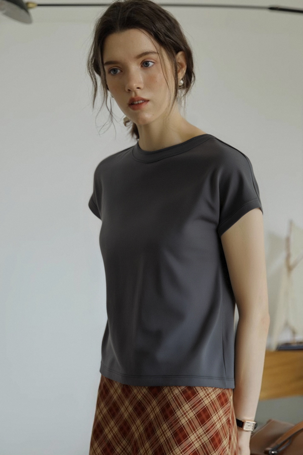 Round Neck Raglan Solid Color T-Shirt