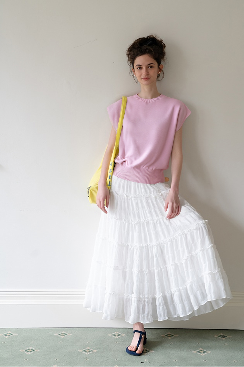 Sleeveless Round Neck Sweater