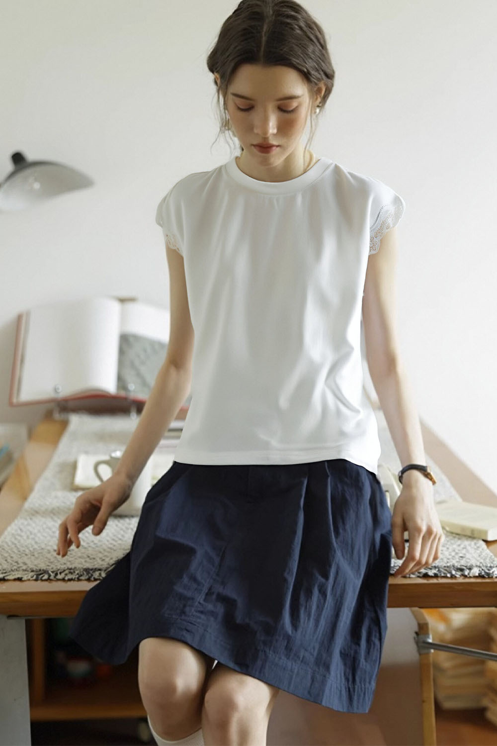 Lace Decoration Solid Color T-Shirt
