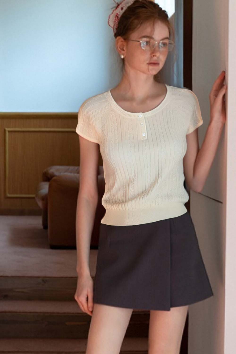 Solid Color Round Neck Sweater