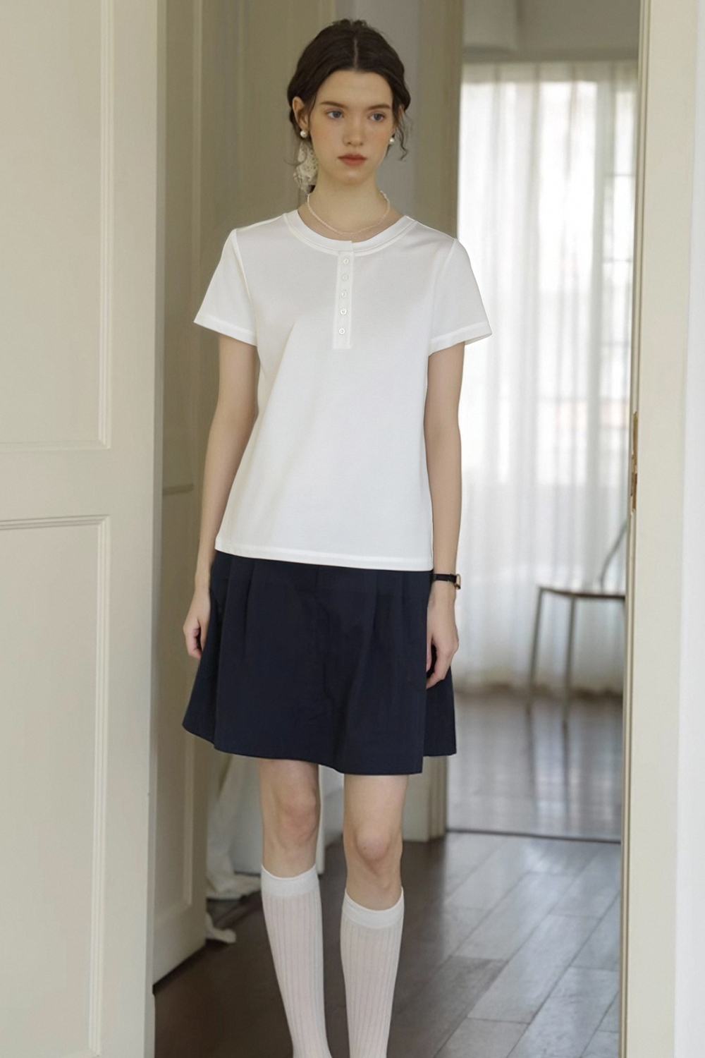 Round Neck Slit Solid Color T-Shirt