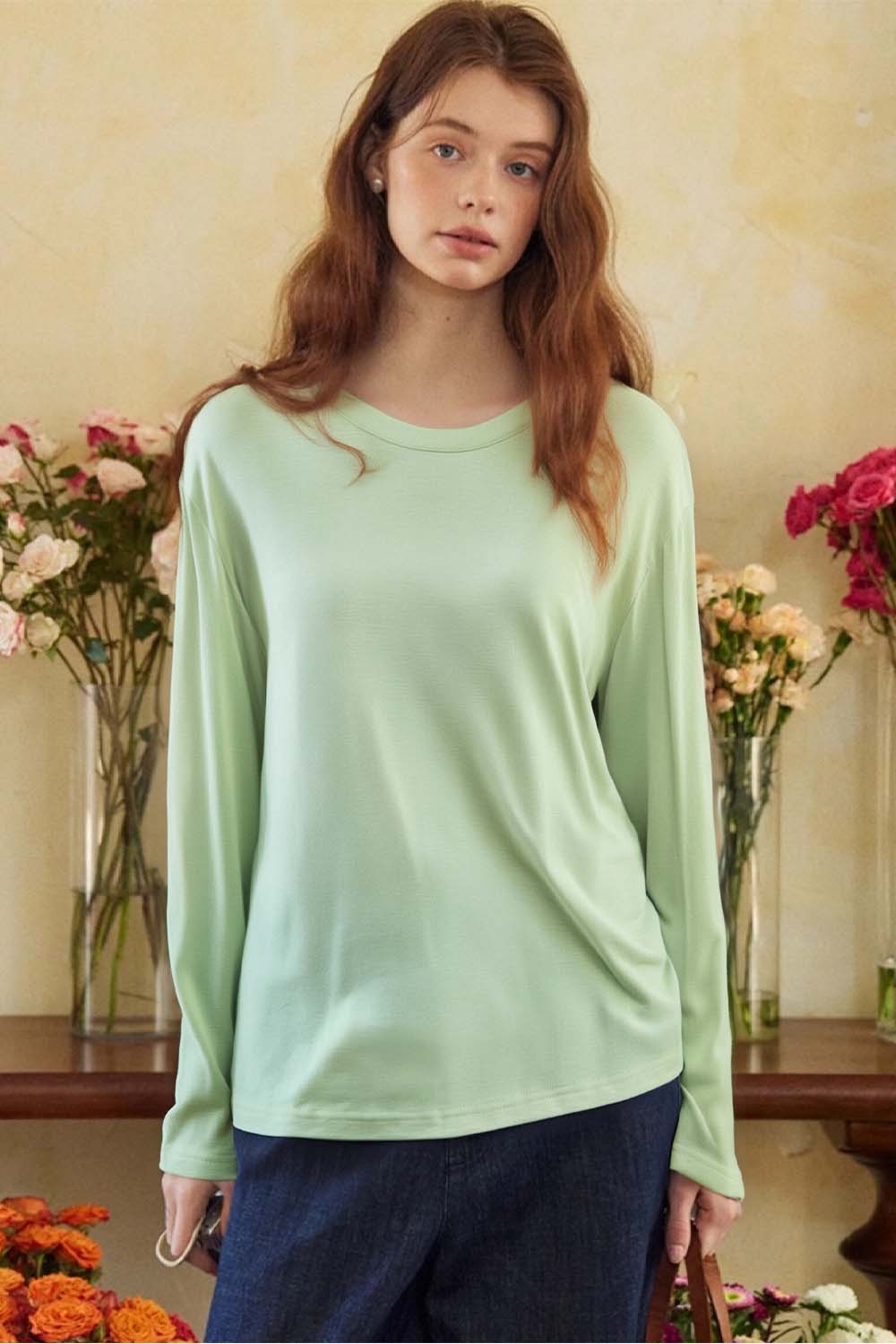 Round Neck Light And Loose T-Shirt
