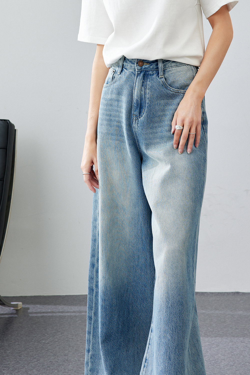 Light-Colored Mid-Rise Jeans