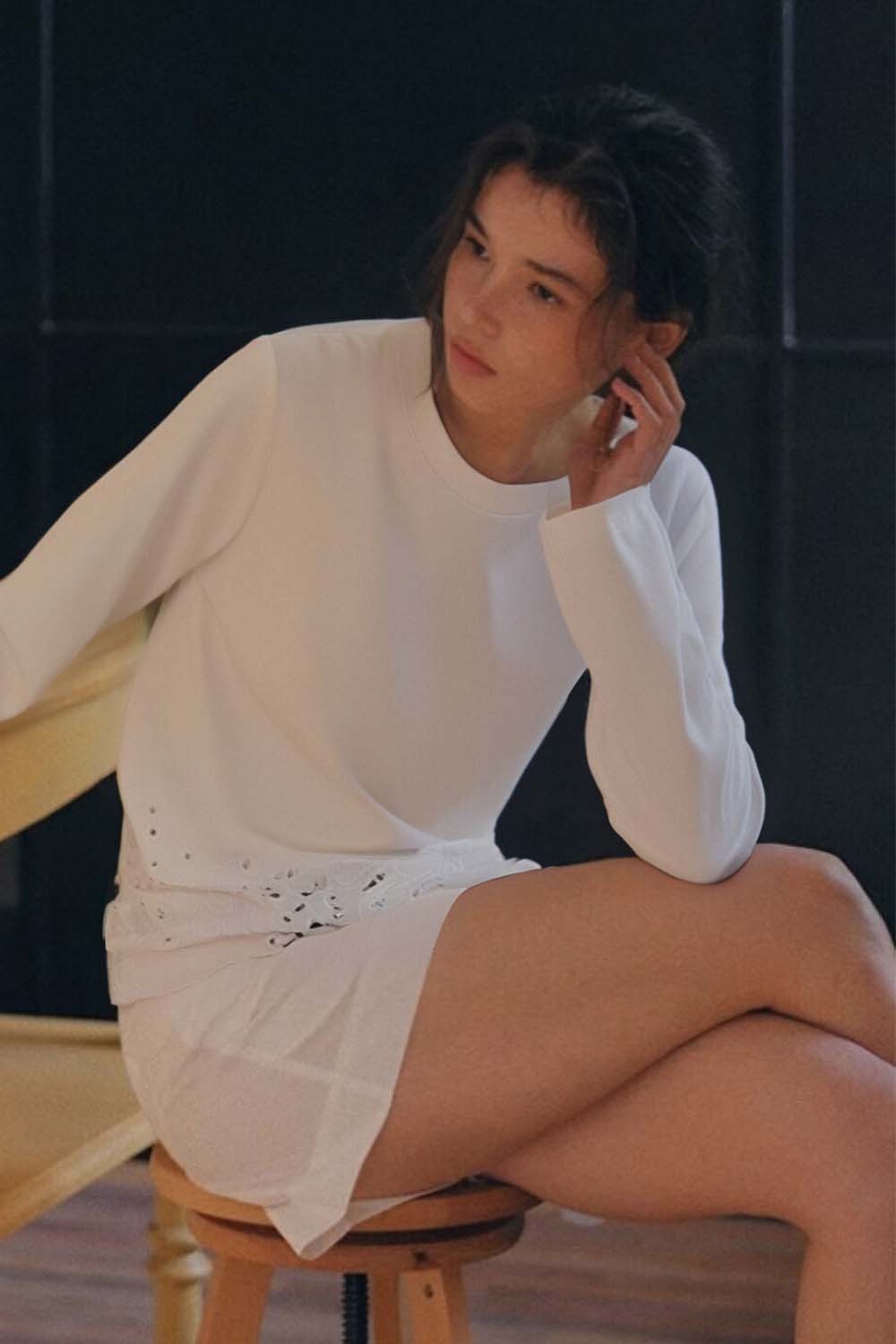 Soft Lace Long-Sleeved T-Shirt