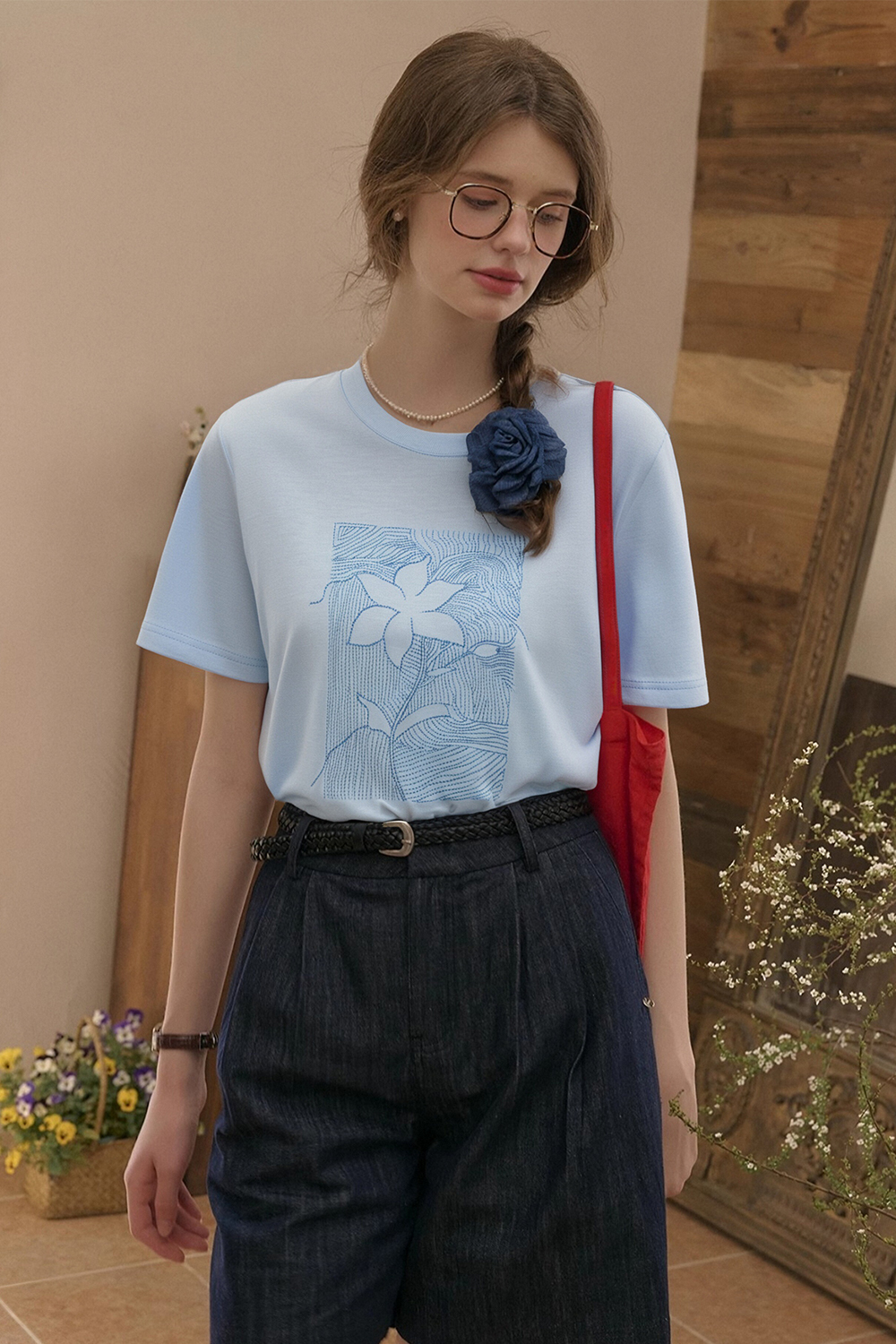 100% Cotton Flower Embroidered T-Shirt
