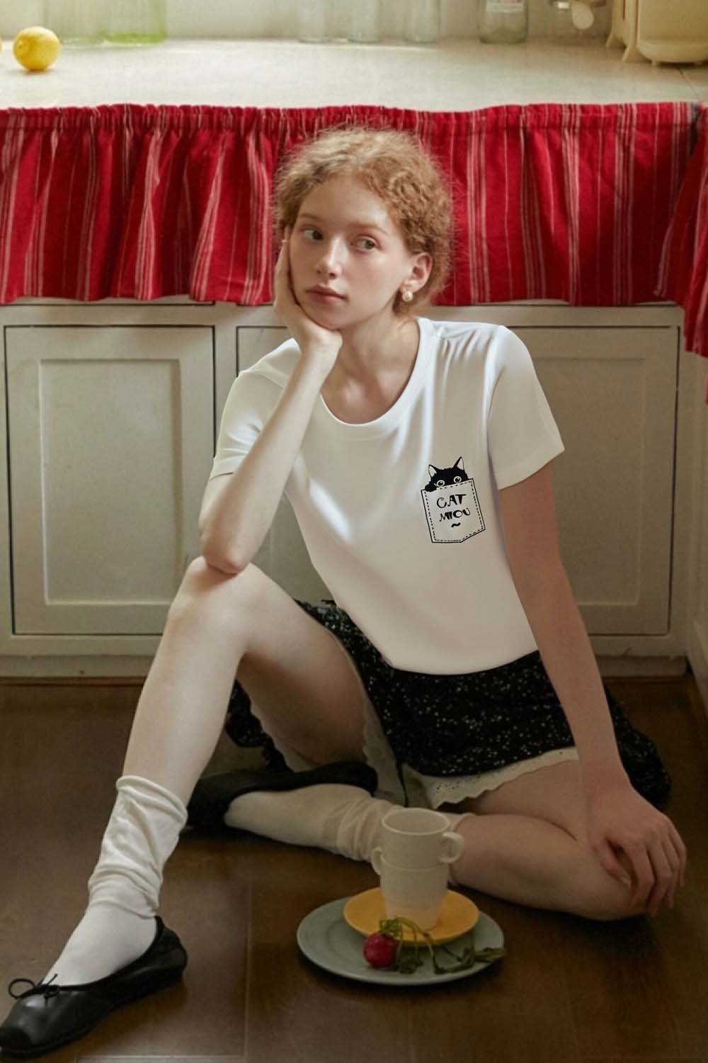 Cotton Pocket Cat T-Shirt