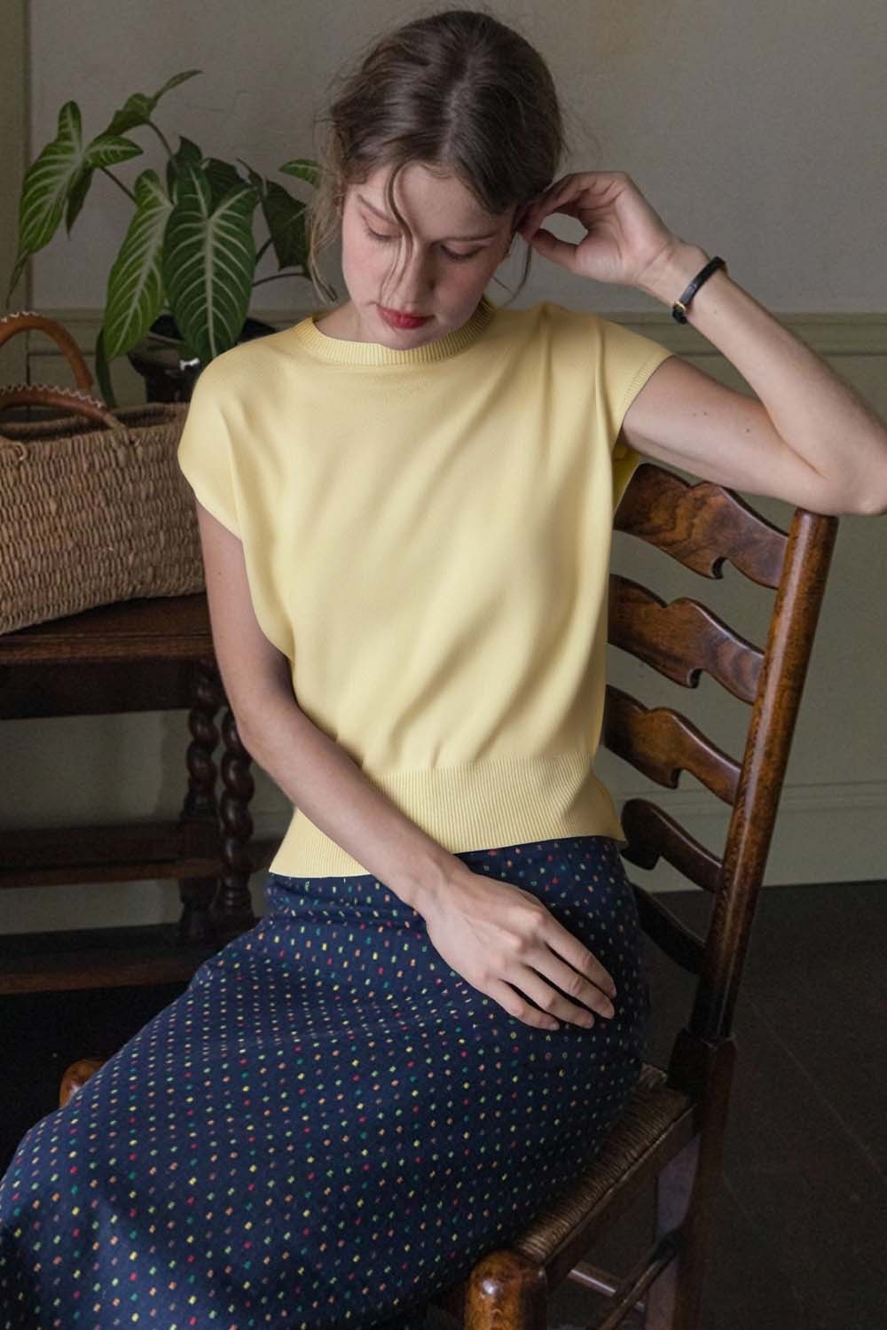 Sleeveless Round Neck Sweater