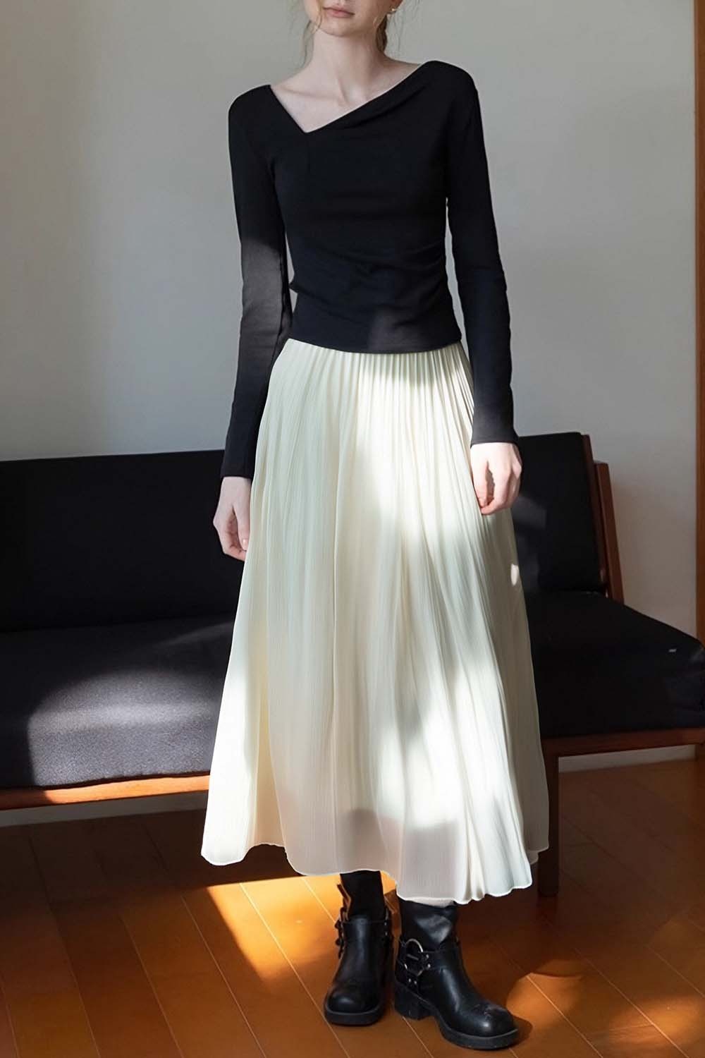 Lightweight And Flowing Loose Skirt