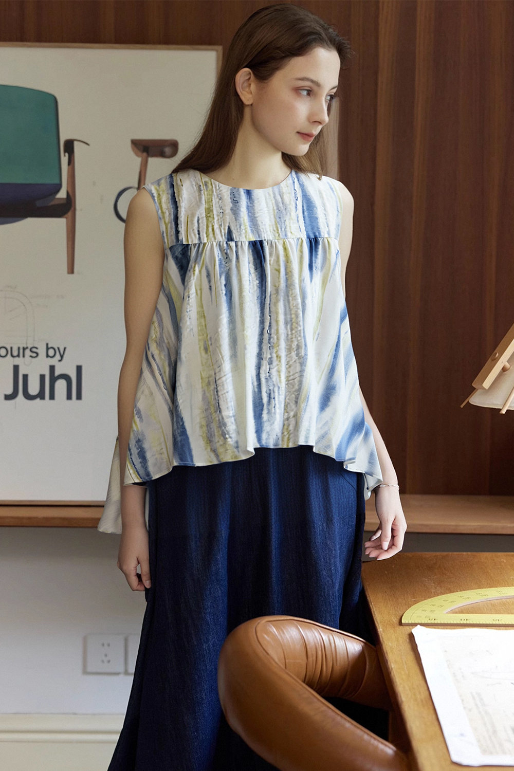 Stylish And Elegant Round Neck Shirt