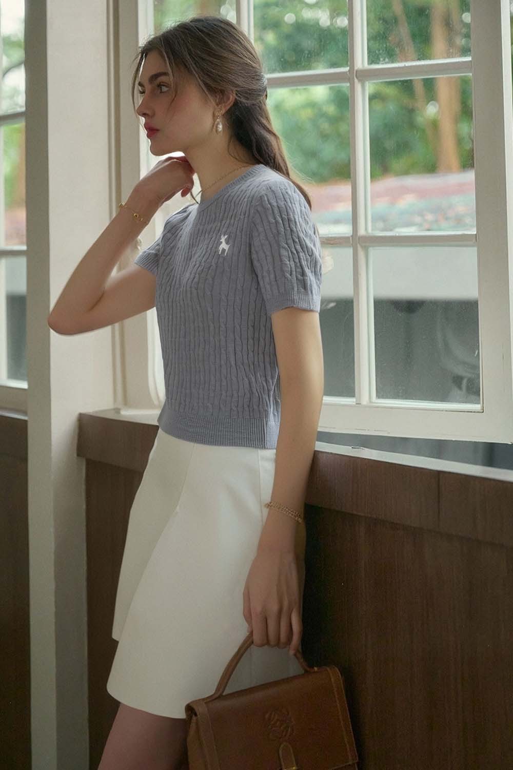 Straight Shoulders Round Neck Embroidered Sweater