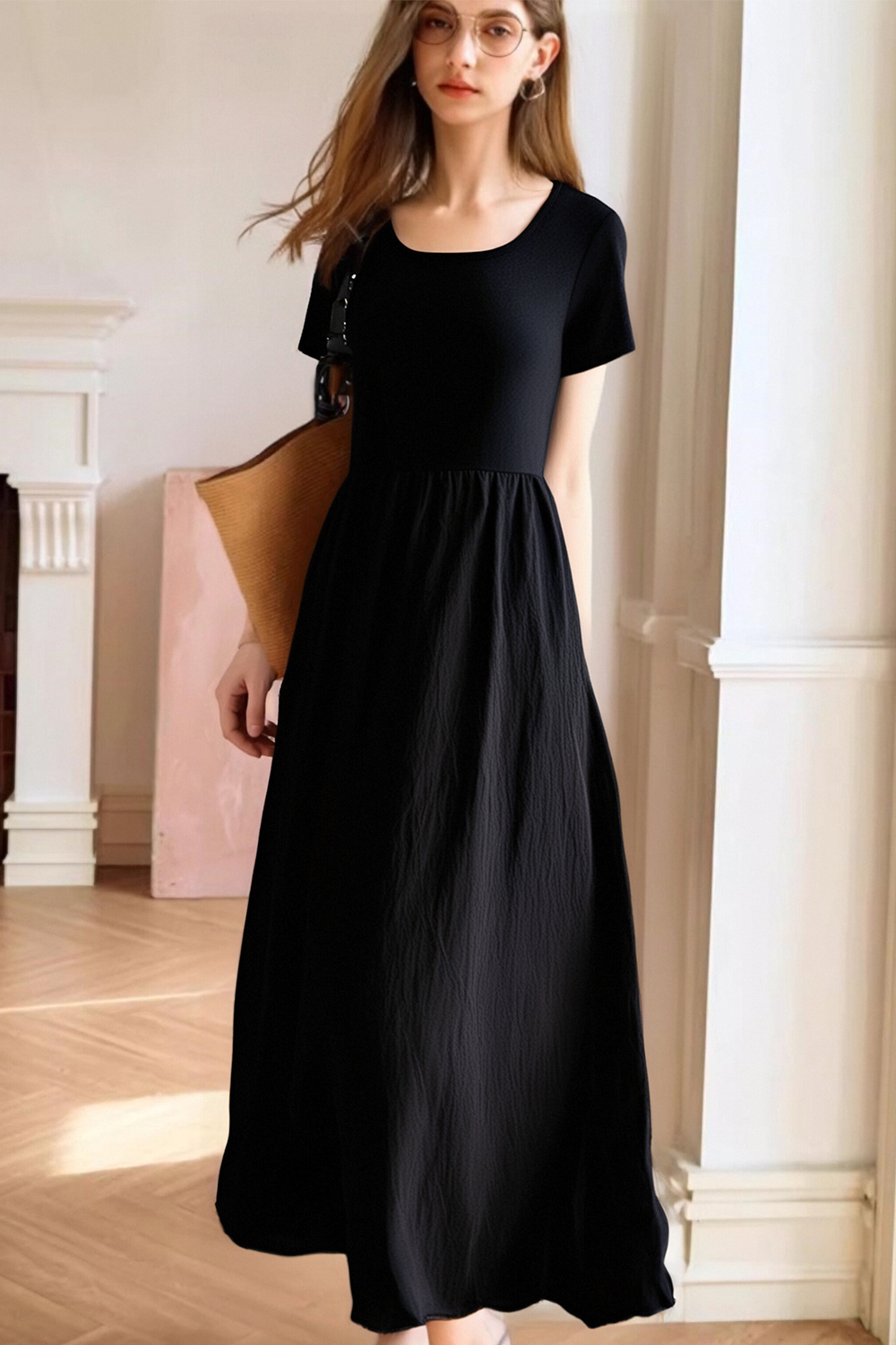 U-Neck Slim Bud Dress