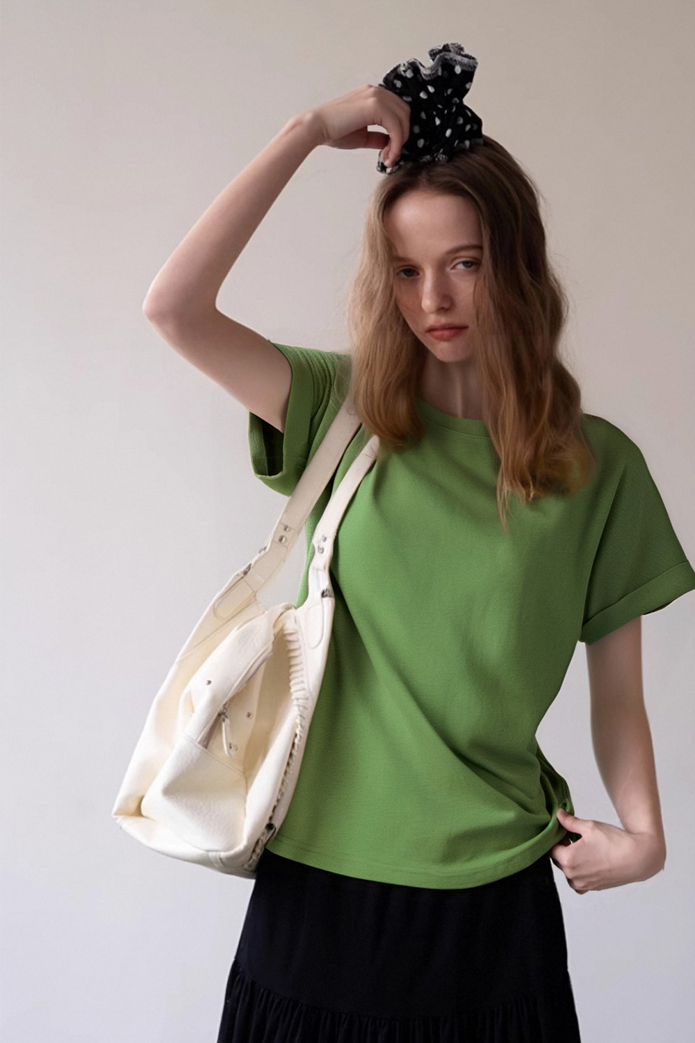 Round Neck Solid Color T-Shirt