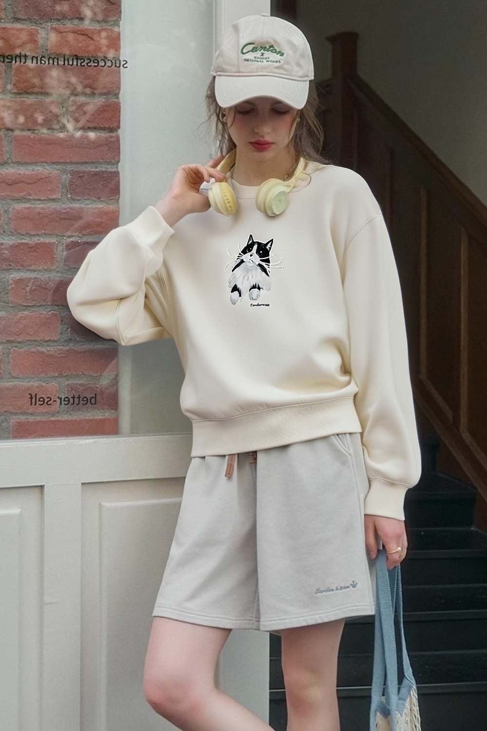 Creative Cat Sweatshirt