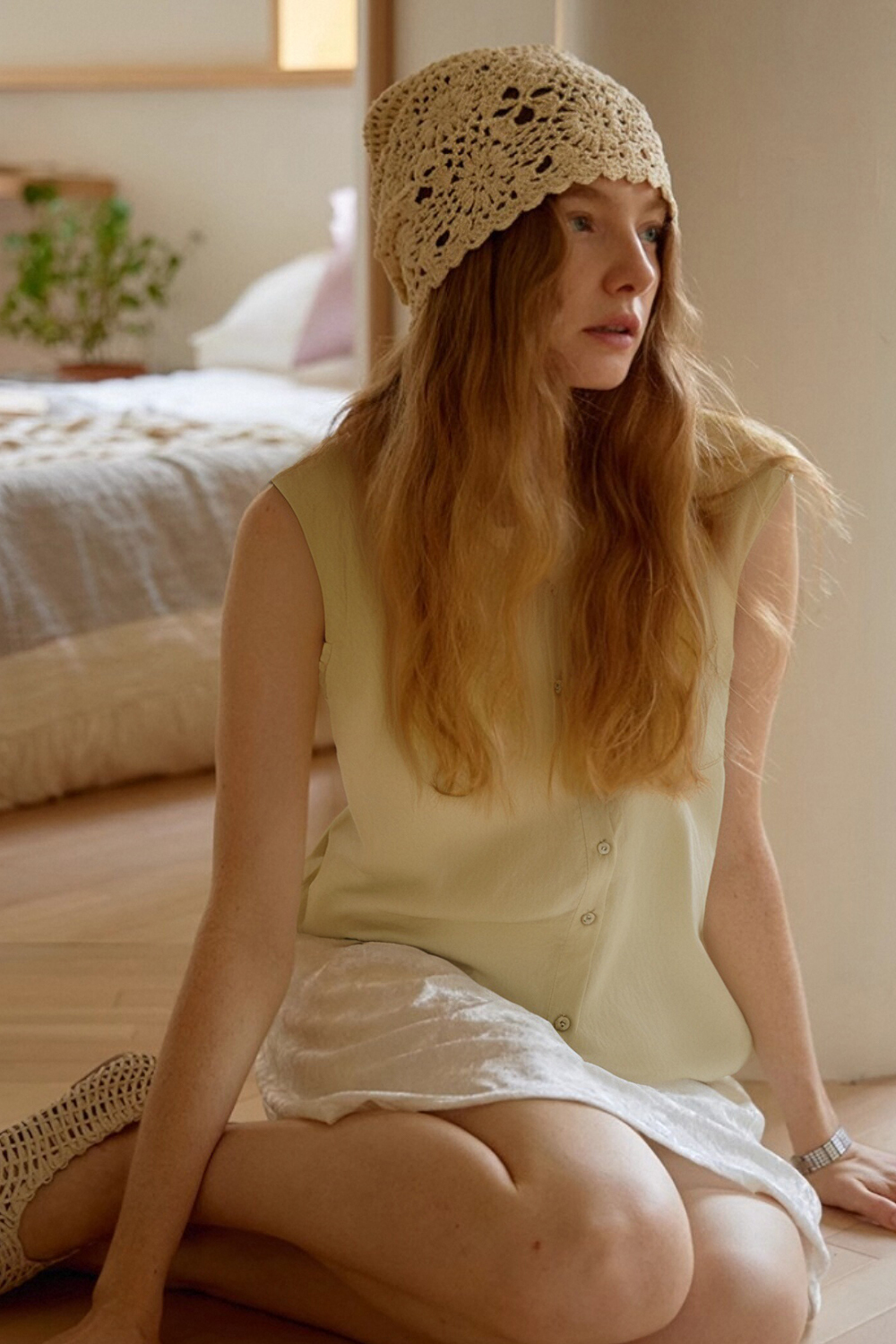 Solid Color Sleeveless Casual Shirt