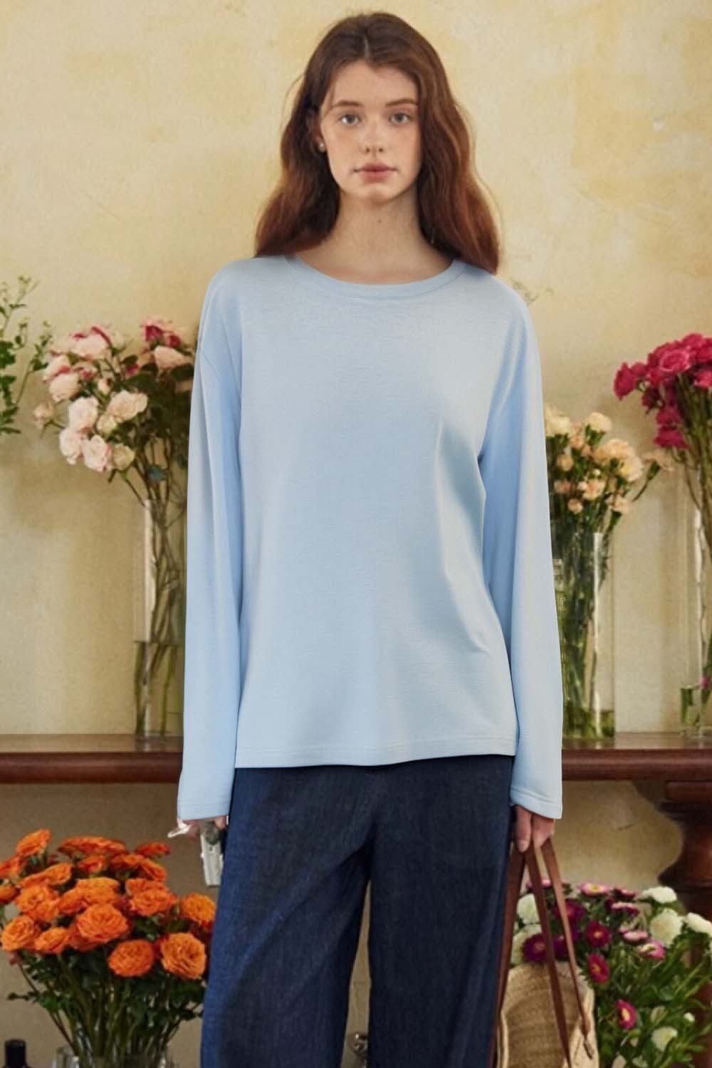 Round Neck Light And Loose T-Shirt