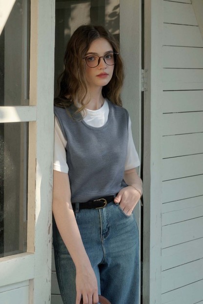 Simple Knit Overlay Top