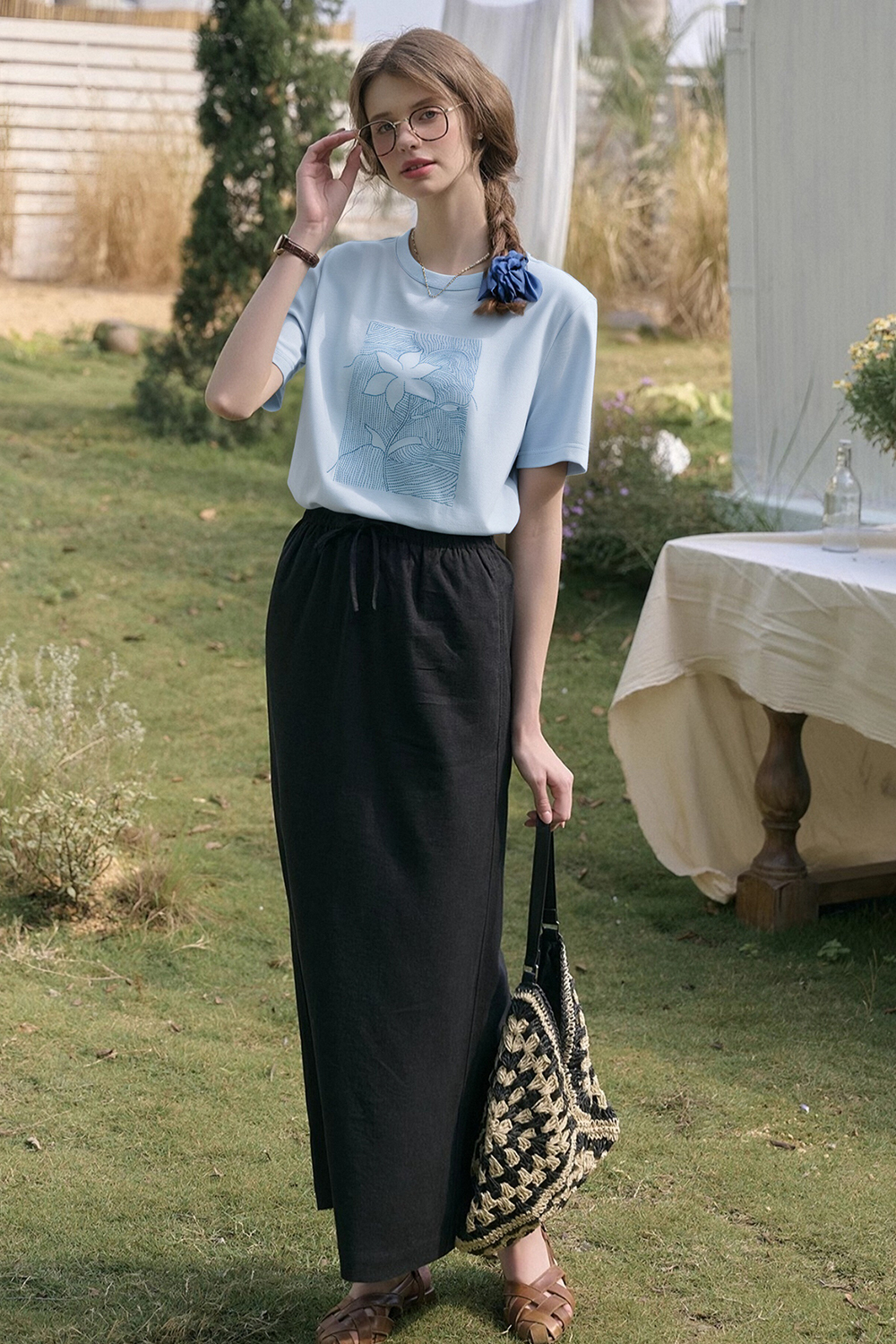 100% Cotton Flower Embroidered T-Shirt