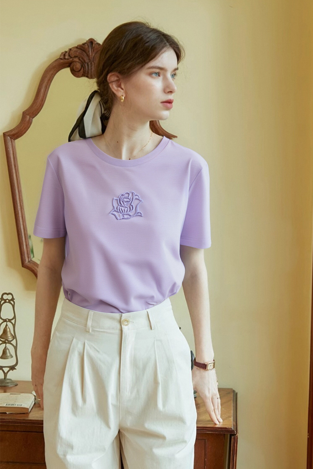 Toothbrush Embroidered Flower Design Loose T-Shirt