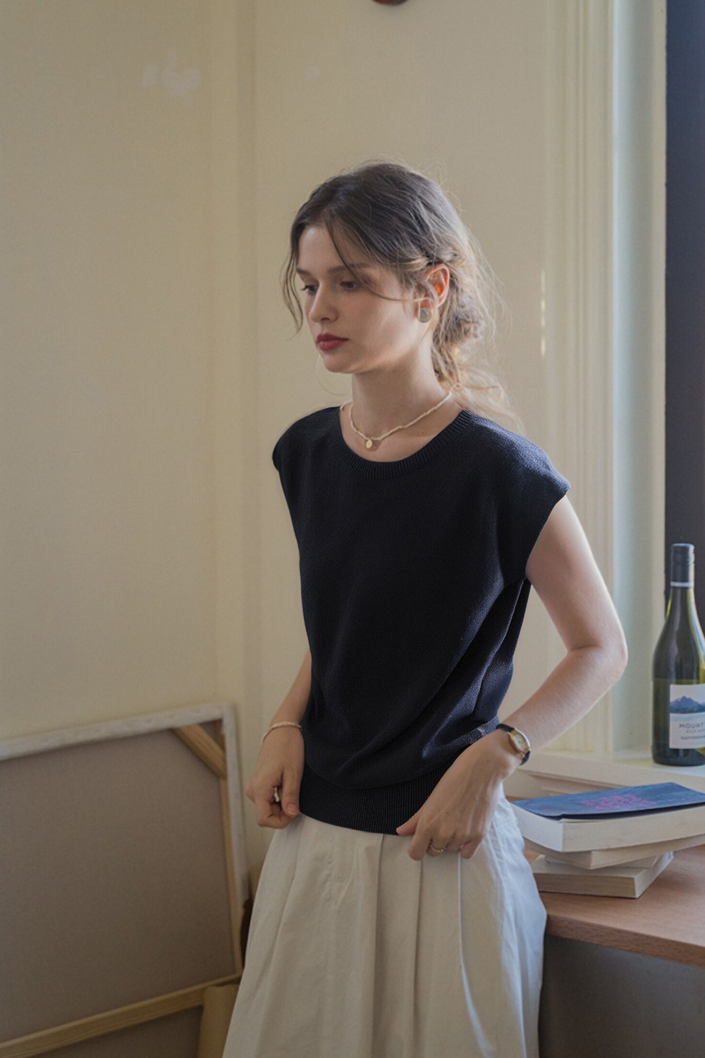 Sleeveless Round Neck Sweater