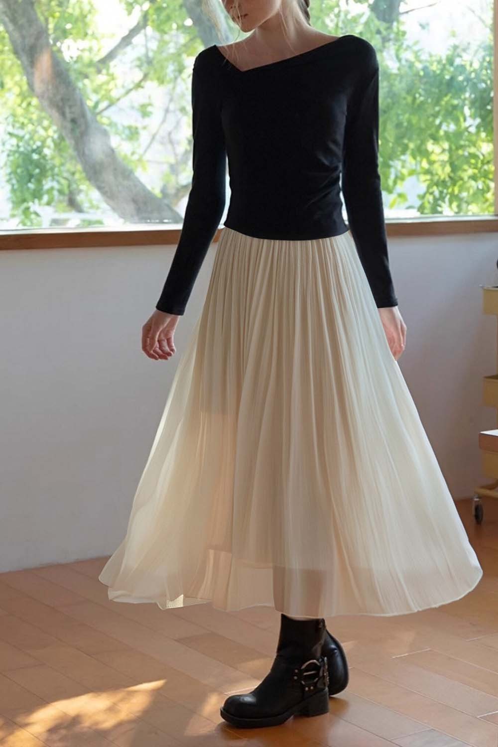 Lightweight And Flowing Loose Skirt