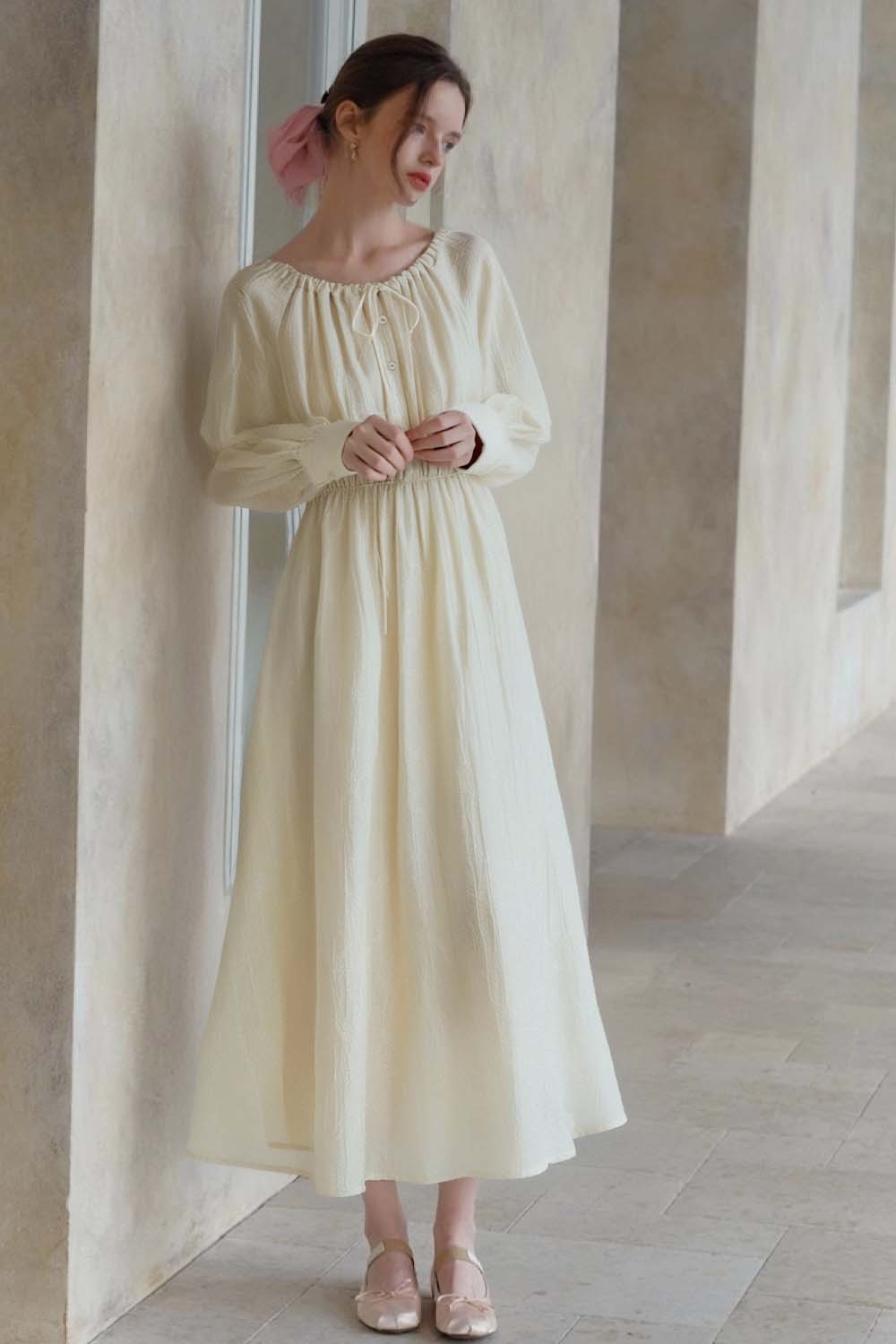 French Holiday Style Large Round Neck Dress
