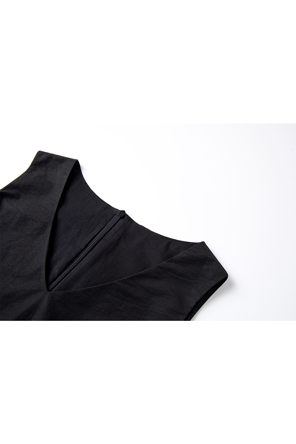 V-Neck Sleeveless Solid Color Dress