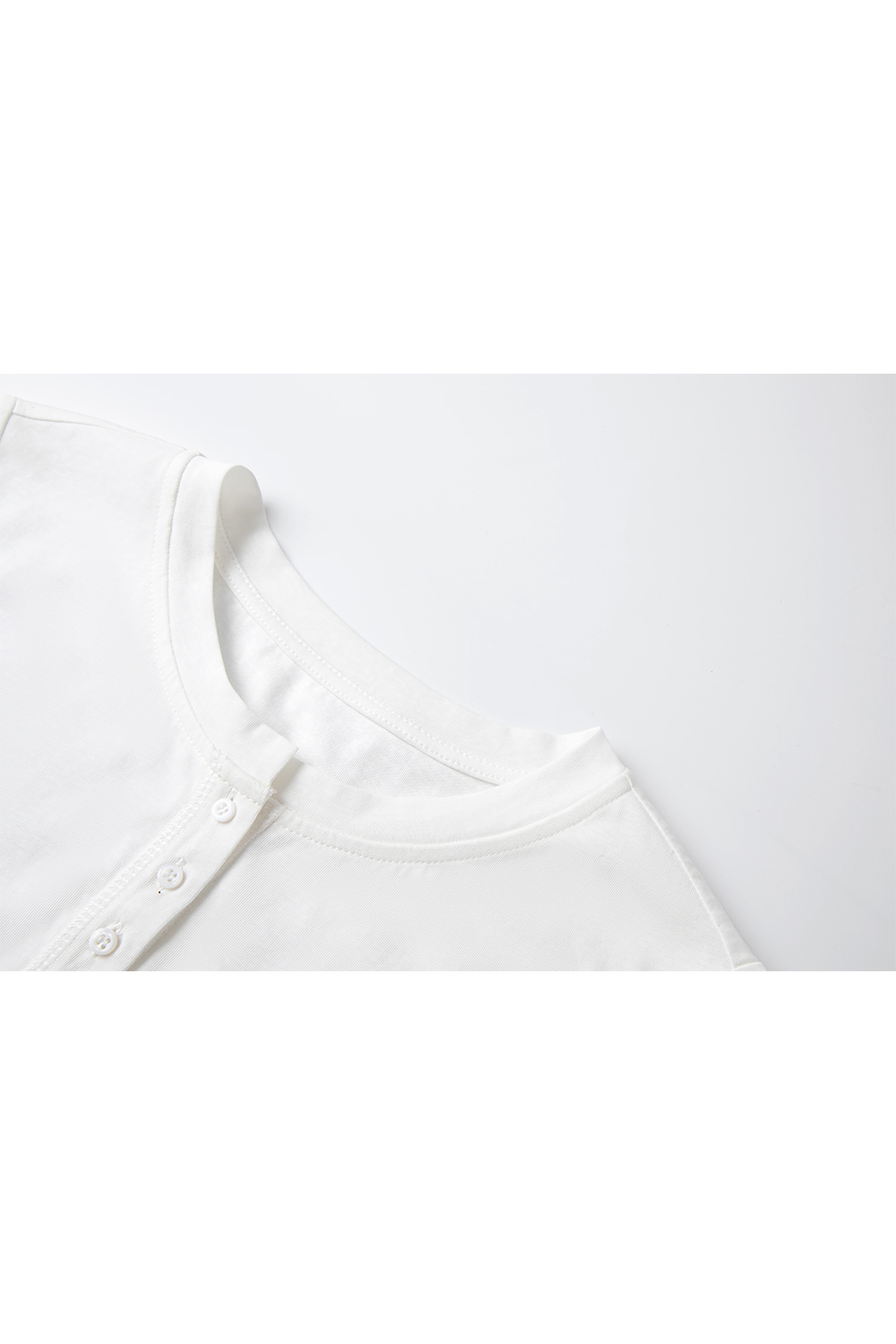 Round Neck Slit Solid Color T-Shirt