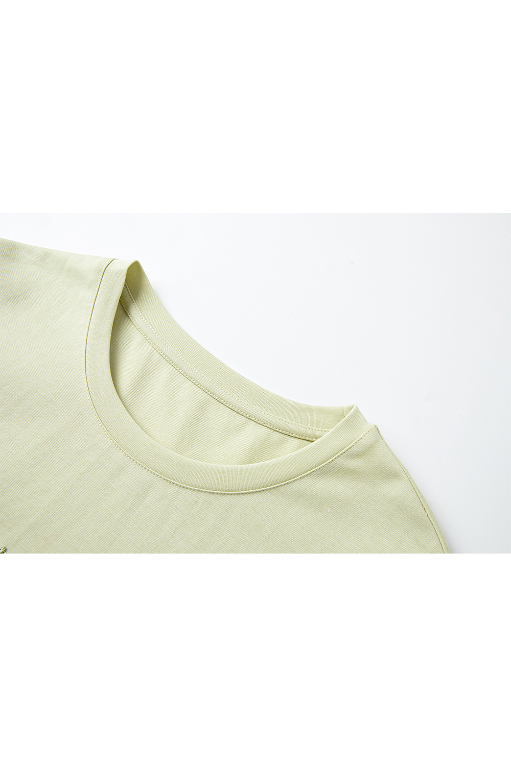 Embossed Texture Feel Embroidered T-Shirt