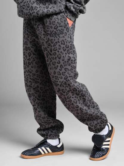 Minimalist Sweatpants