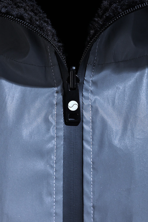 ByTheR Reversible Taegukgi Reflective Mesh Lambswool Hooded Jacket