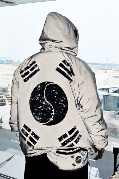 ByTheR Reversible Taegukgi Reflective Mesh Lambswool Hooded Jacket