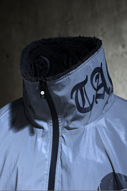 ByTheR Reversible Vintage Taegeukgi Reflective Fleece High Neck Jumper