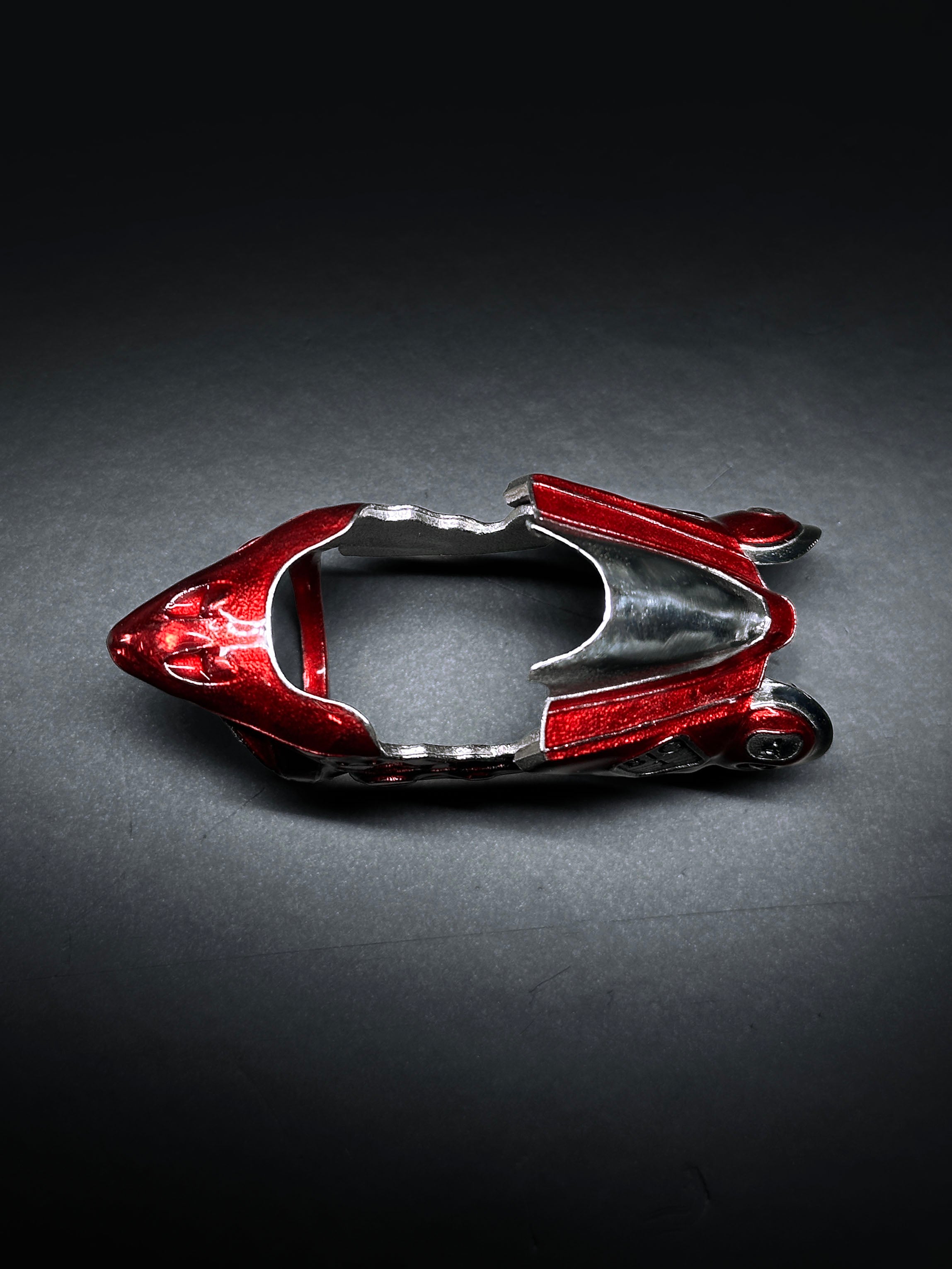 "CAPSULE" Ring
