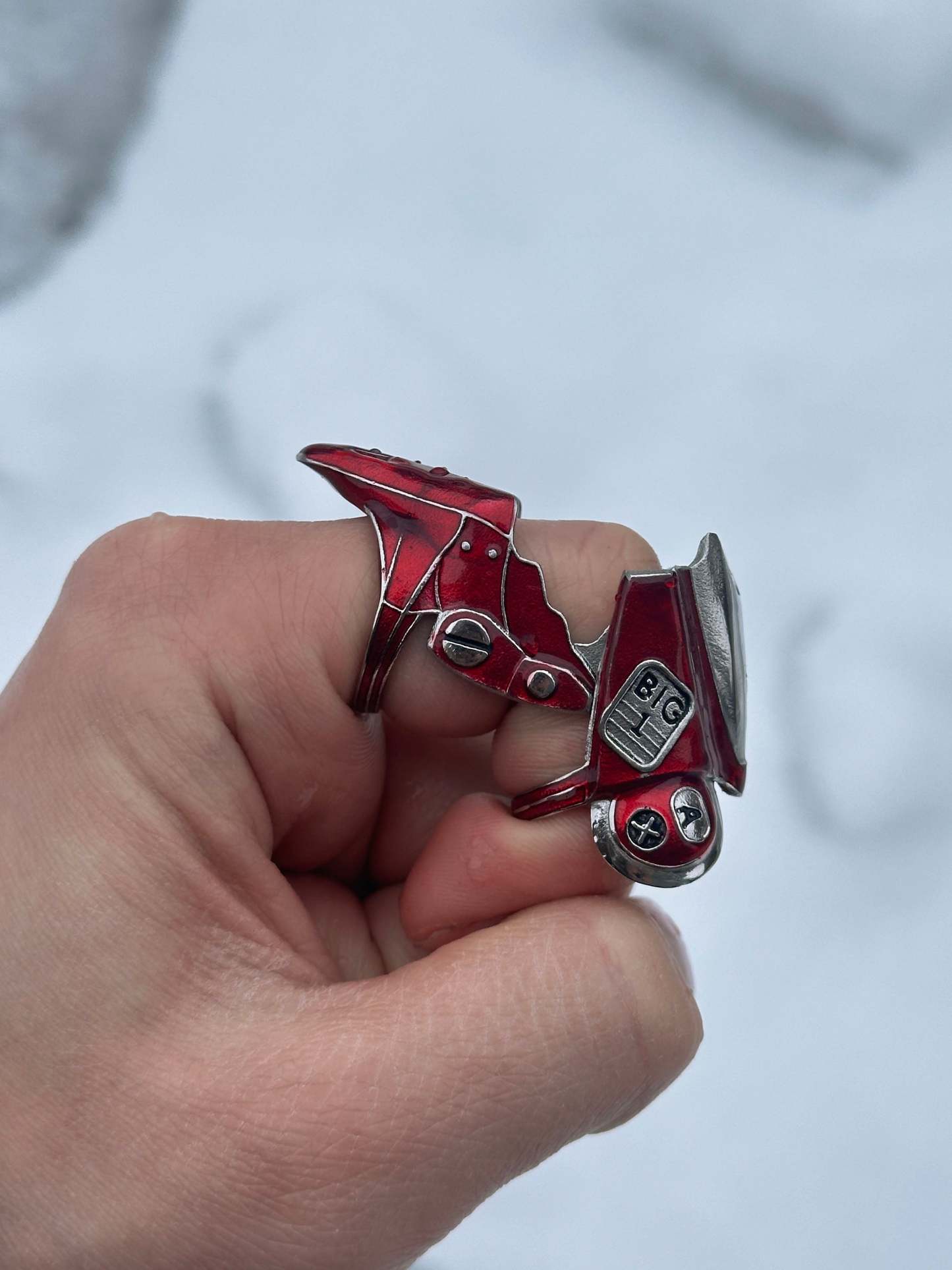 "CAPSULE" Ring