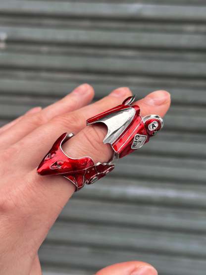 "CAPSULE" Ring