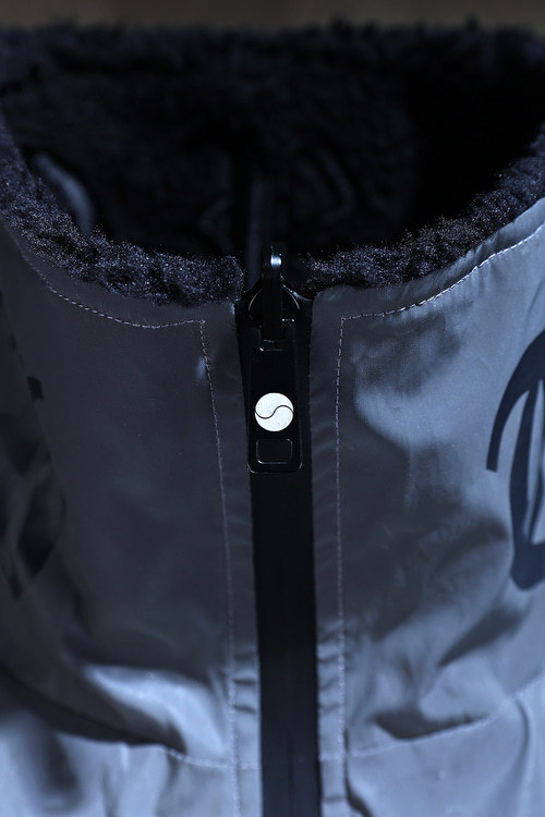 ByTheR Reversible Vintage Taegeukgi Reflective Fleece High Neck Jumper