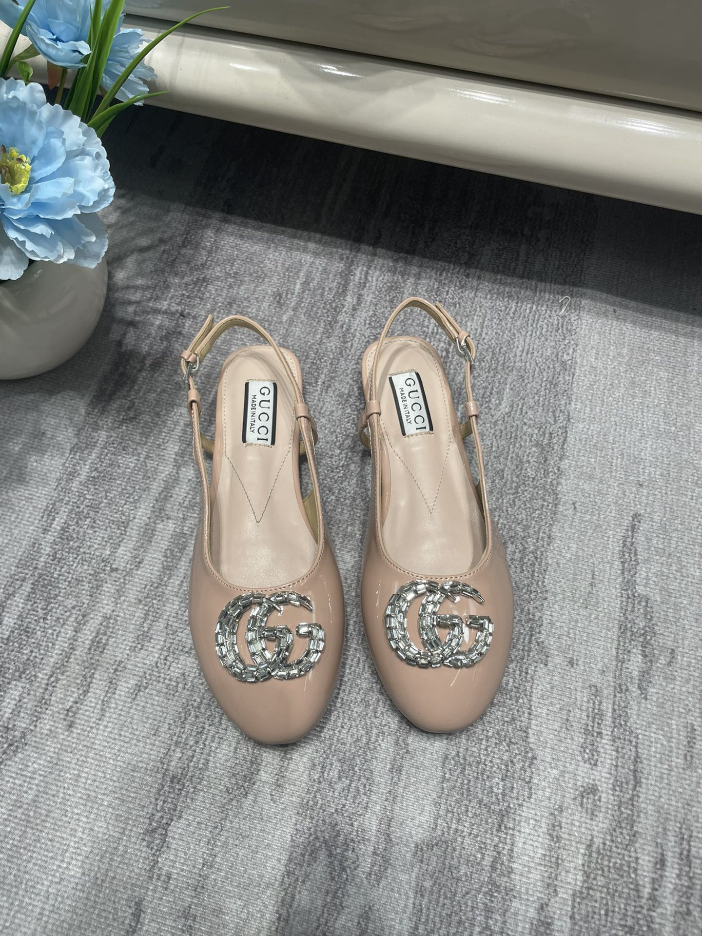 G-G New flat shoes