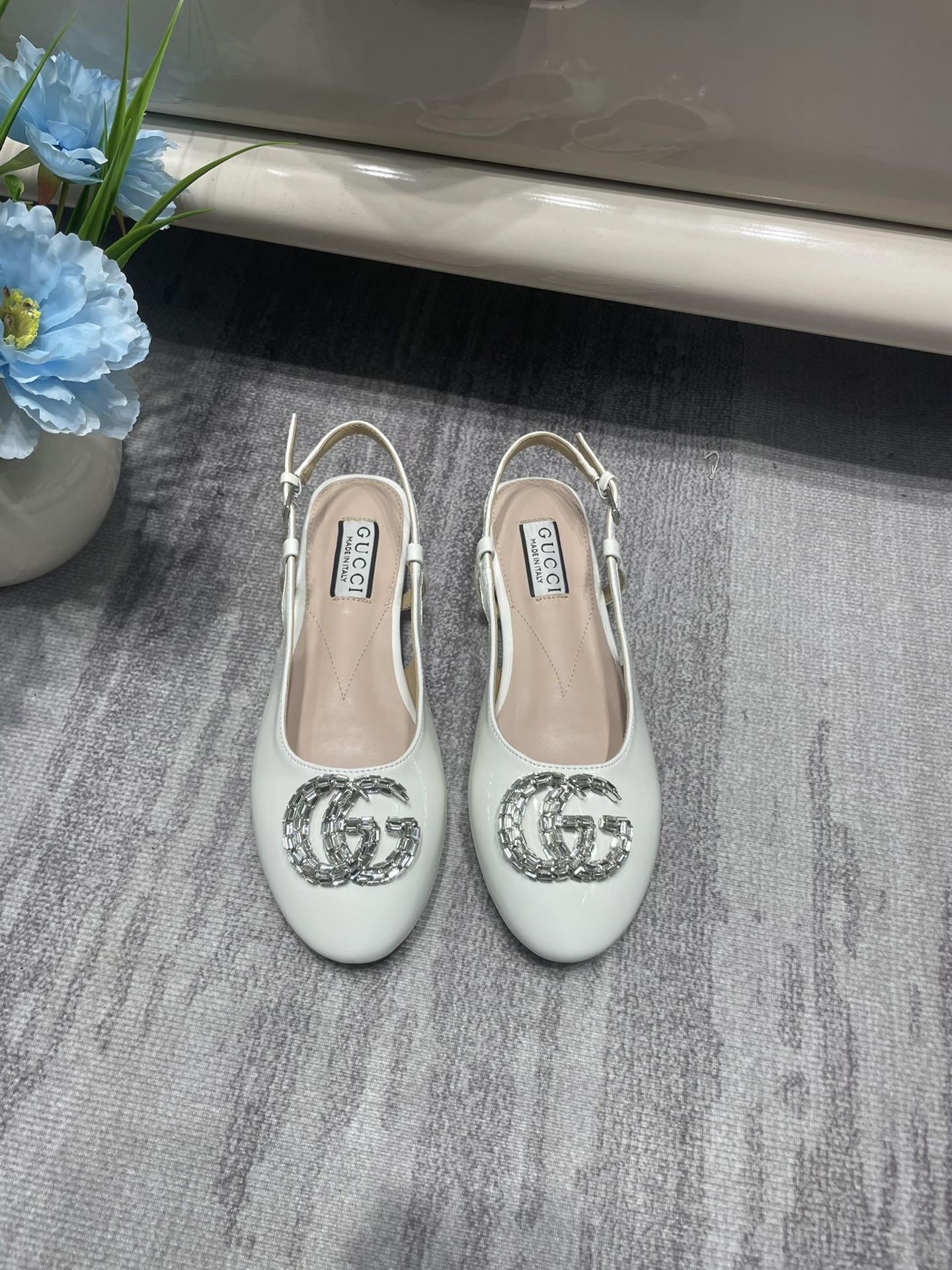 G-G New flat shoes