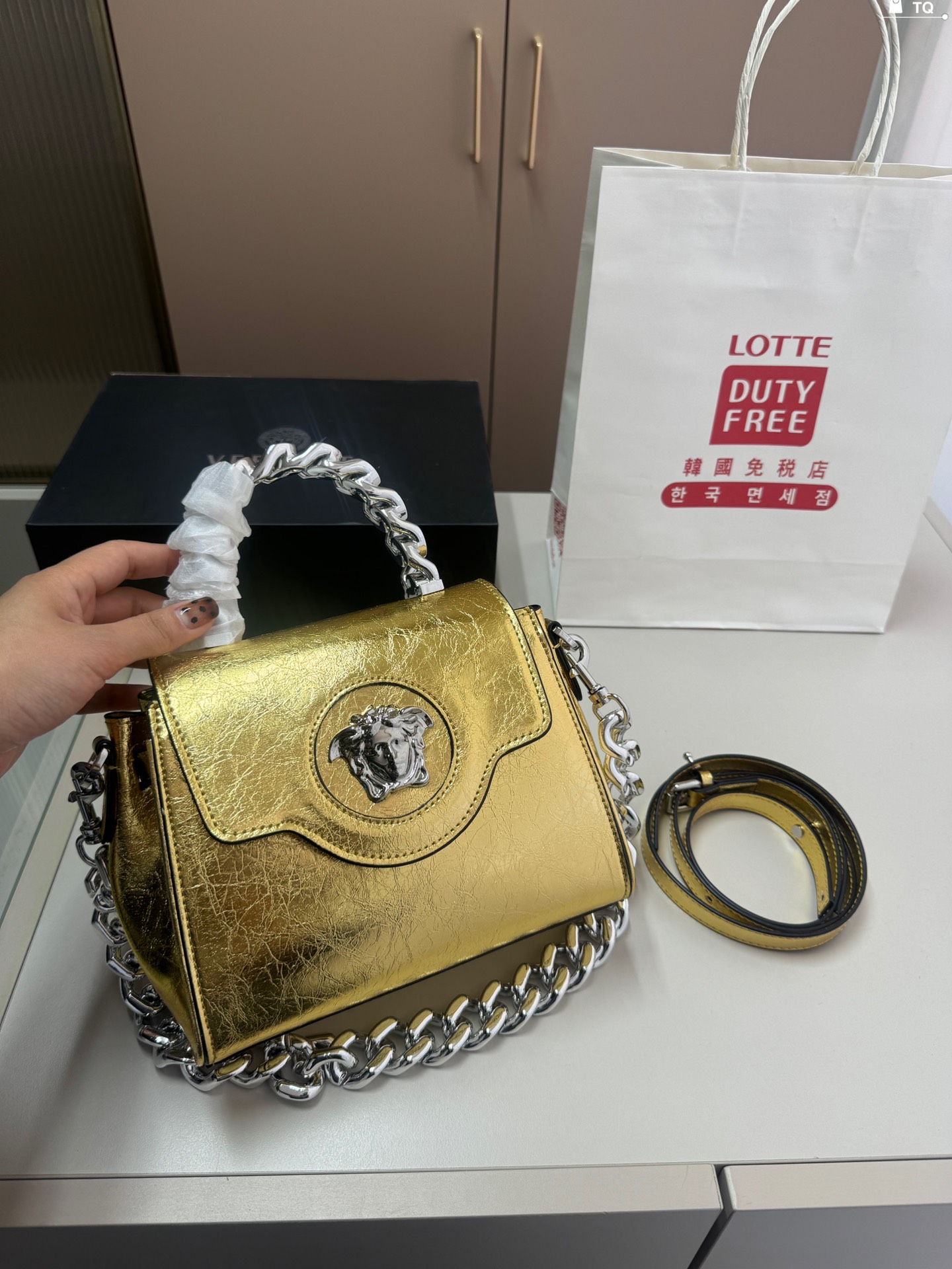 VER-E Handheld shoulder bag chain bag