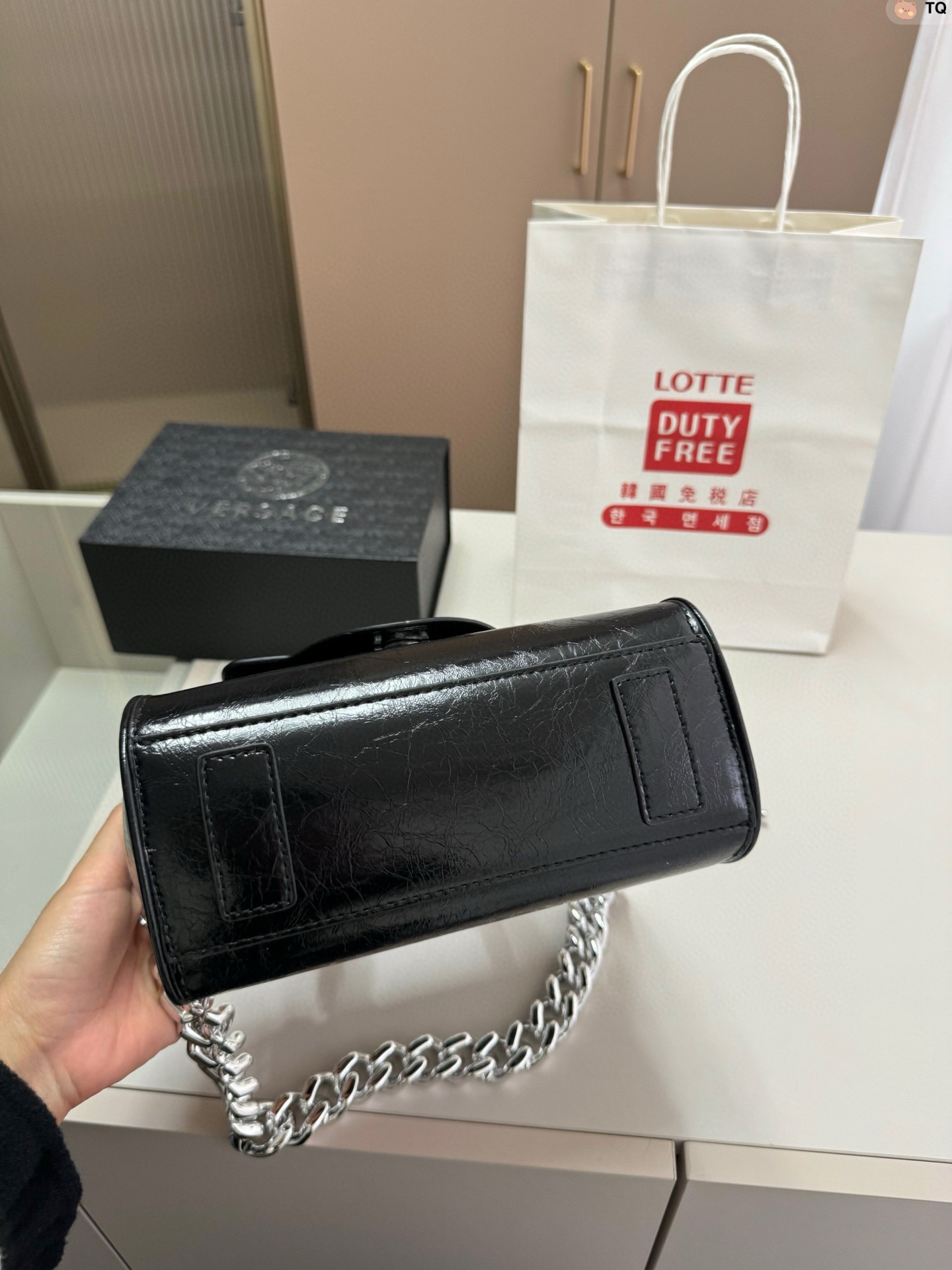 VER-E Handheld shoulder bag chain bag