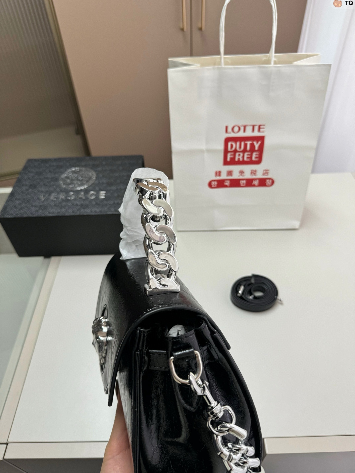 VER-E Handheld shoulder bag chain bag