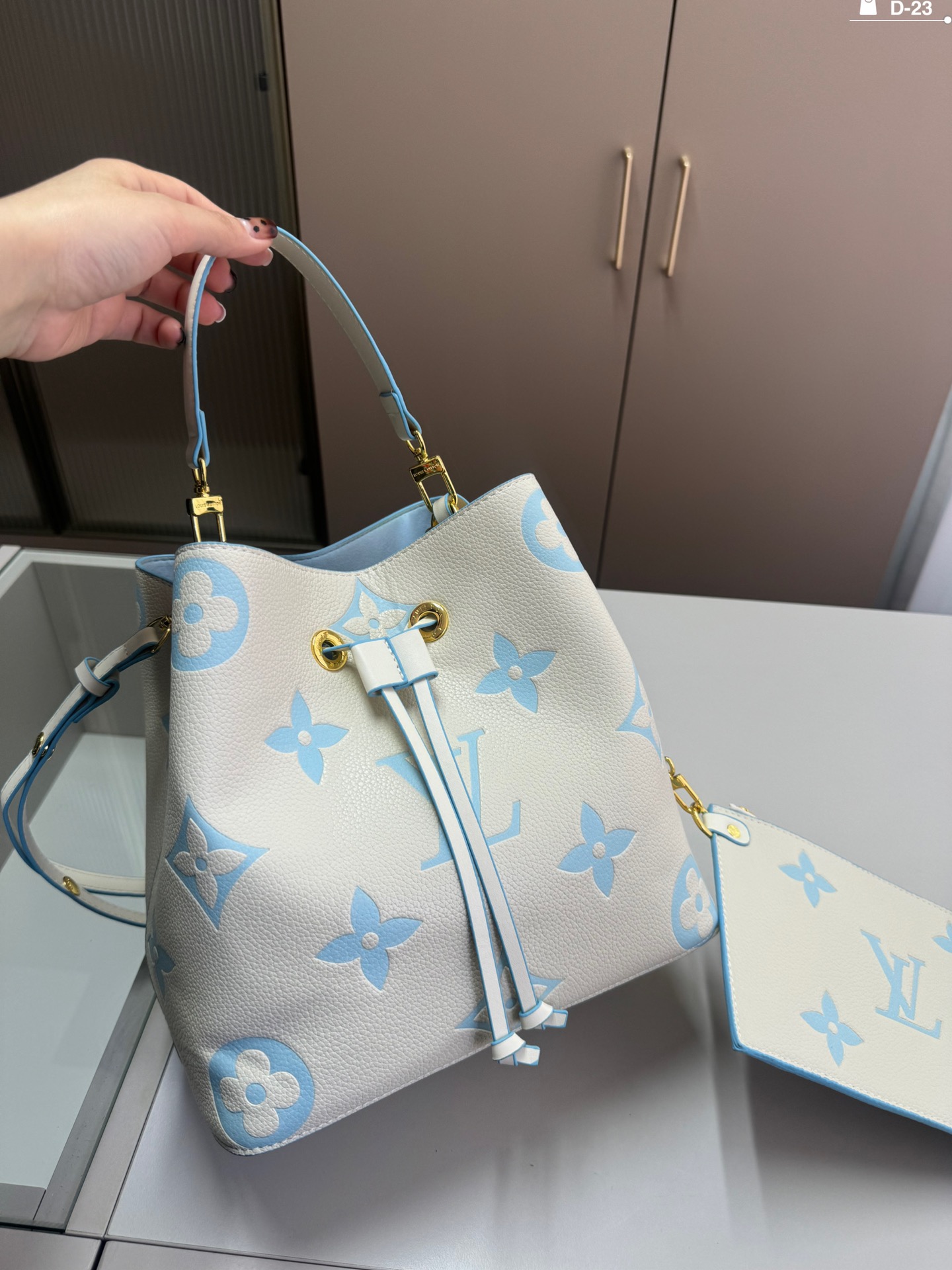 L-V bag Crossbody bag/shoulder bucket bag