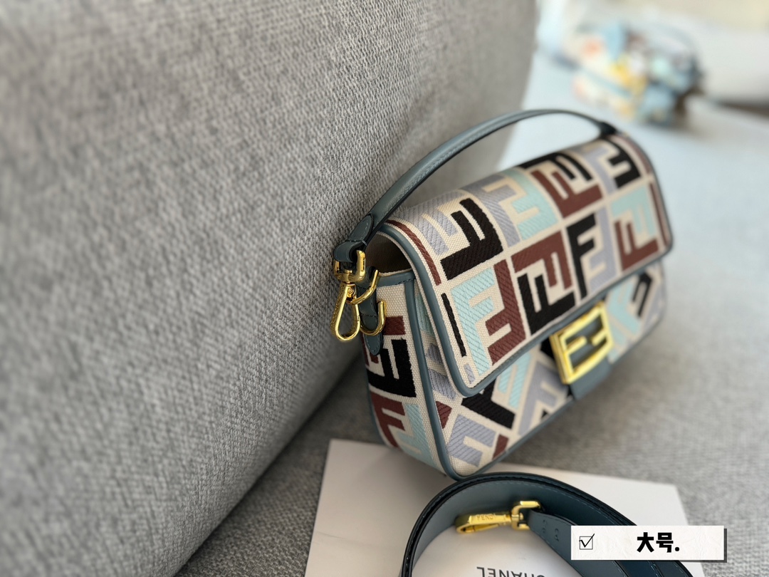 F-I BAG baguette bag