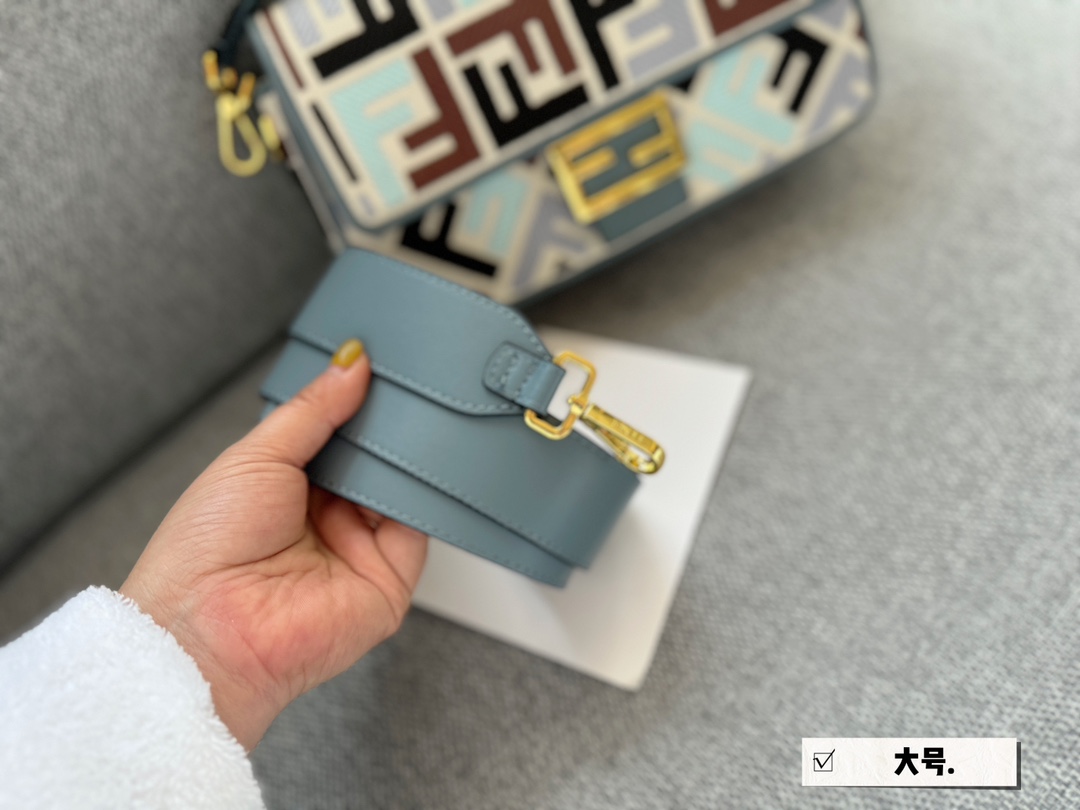 F-I BAG baguette bag