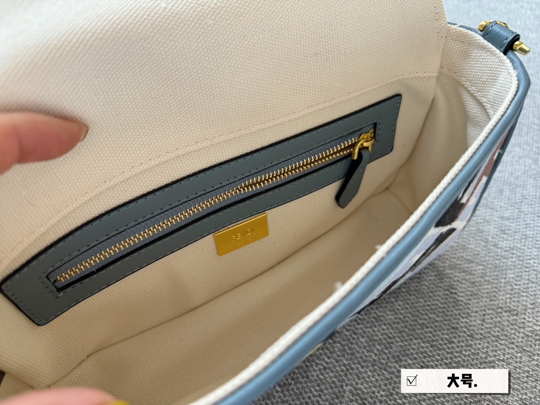 F-I BAG baguette bag